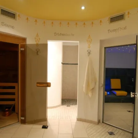 Hotel Roemerrast 3*