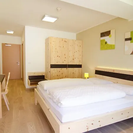 Hotel Römerrast 3*
